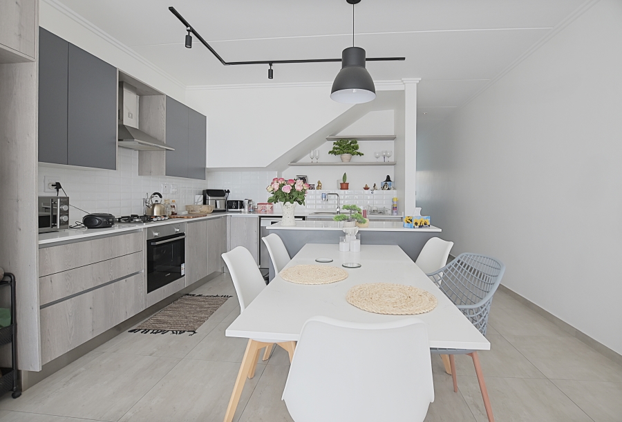 4 Bedroom Property for Sale in Sandown Western Cape